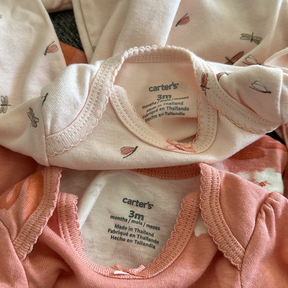 Carter’s set of 2 baby girl pajamas, NWOT, size 3 months - Picture 2 of 5